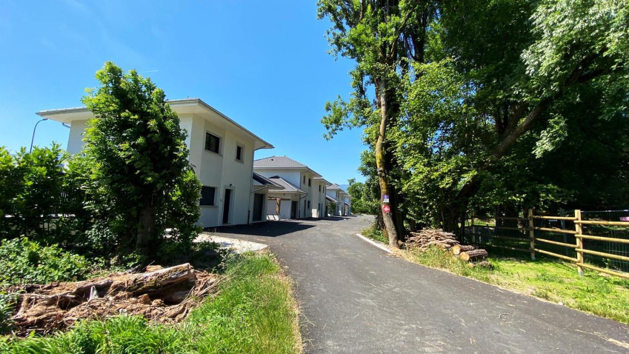 Aux Peupliers De Pradian - Italica Villa Bassens  Kültér fotó